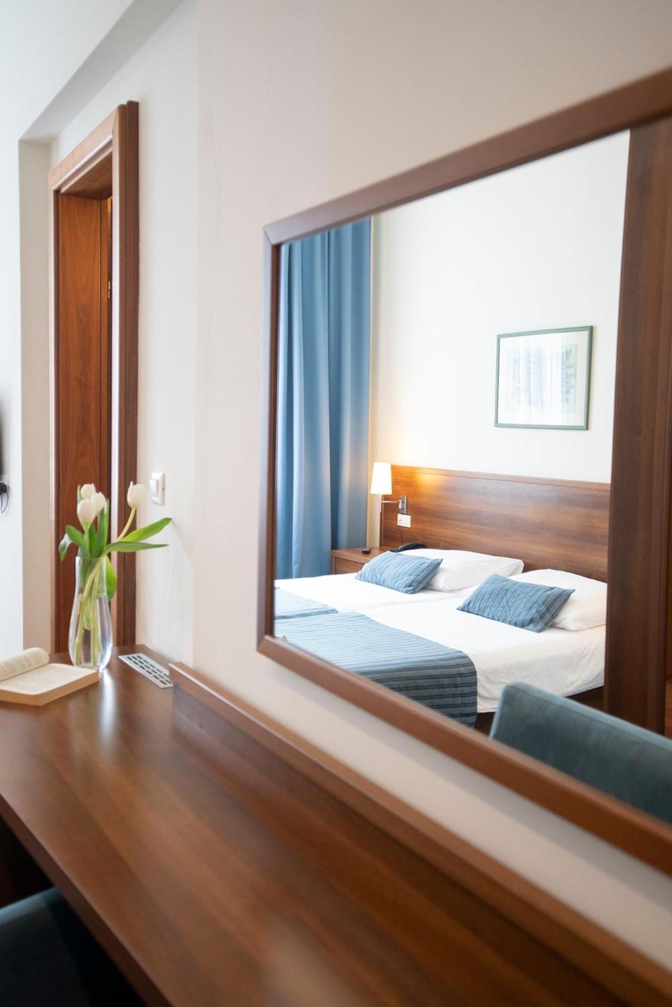 סופטאר Aminess Vival Velaris Resort מראה חיצוני תמונה